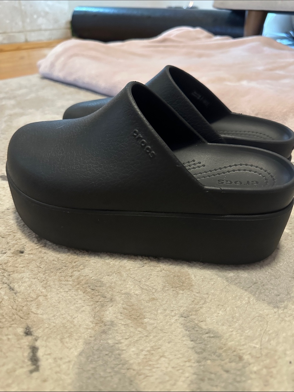 CROCS Dylan Platform Clog - Black - Picture 5 of 5